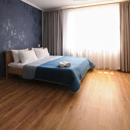 Scandinavian Poltava Apartments With 2 Rooms, 3 Beds 1 Sofa Exterior photo